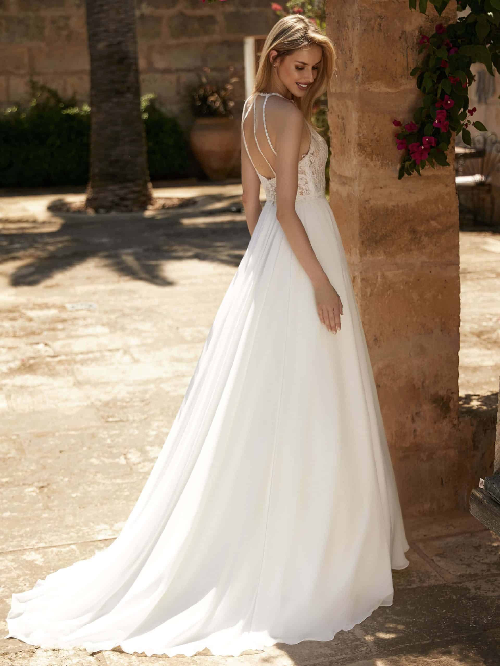 Bianco-Evento-bridal-dress-BROOKE-2-scaled