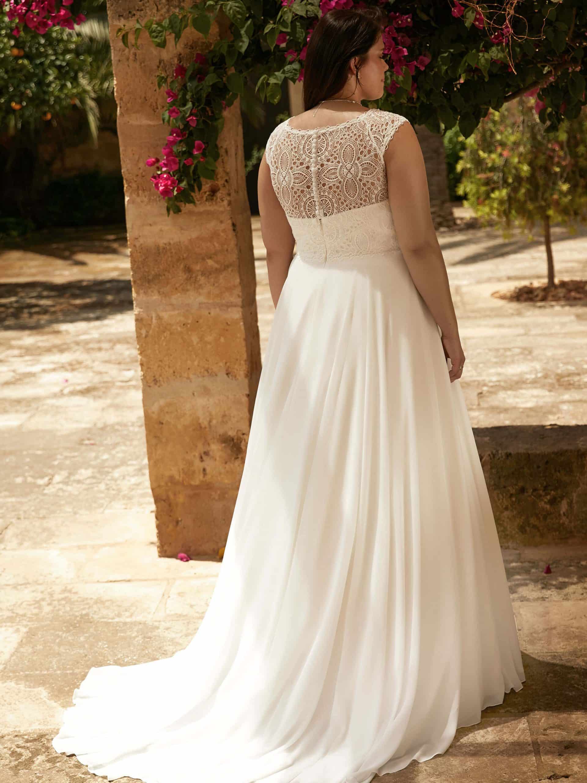 Bianco-Evento-bridal-dress-CLAUDIA-plus-2-scaled
