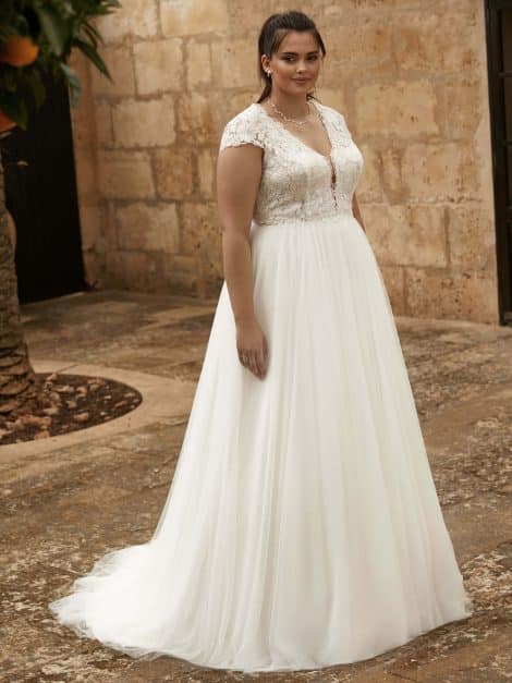 Bianco-Evento-bridal-dress-HANNAH-plus-1-scaled