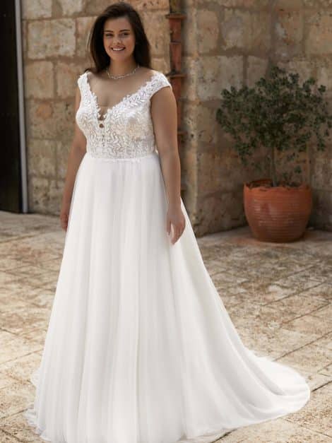 Bianco-Evento-bridal-dress-JOLIE-plus-1-scaled