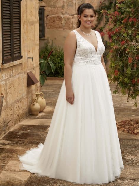 Bianco-Evento-bridal-dress-KEIRA-plus-1-scaled