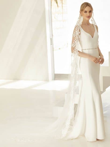 bianco-evento-bridal-veil-S-420-1-scaled
