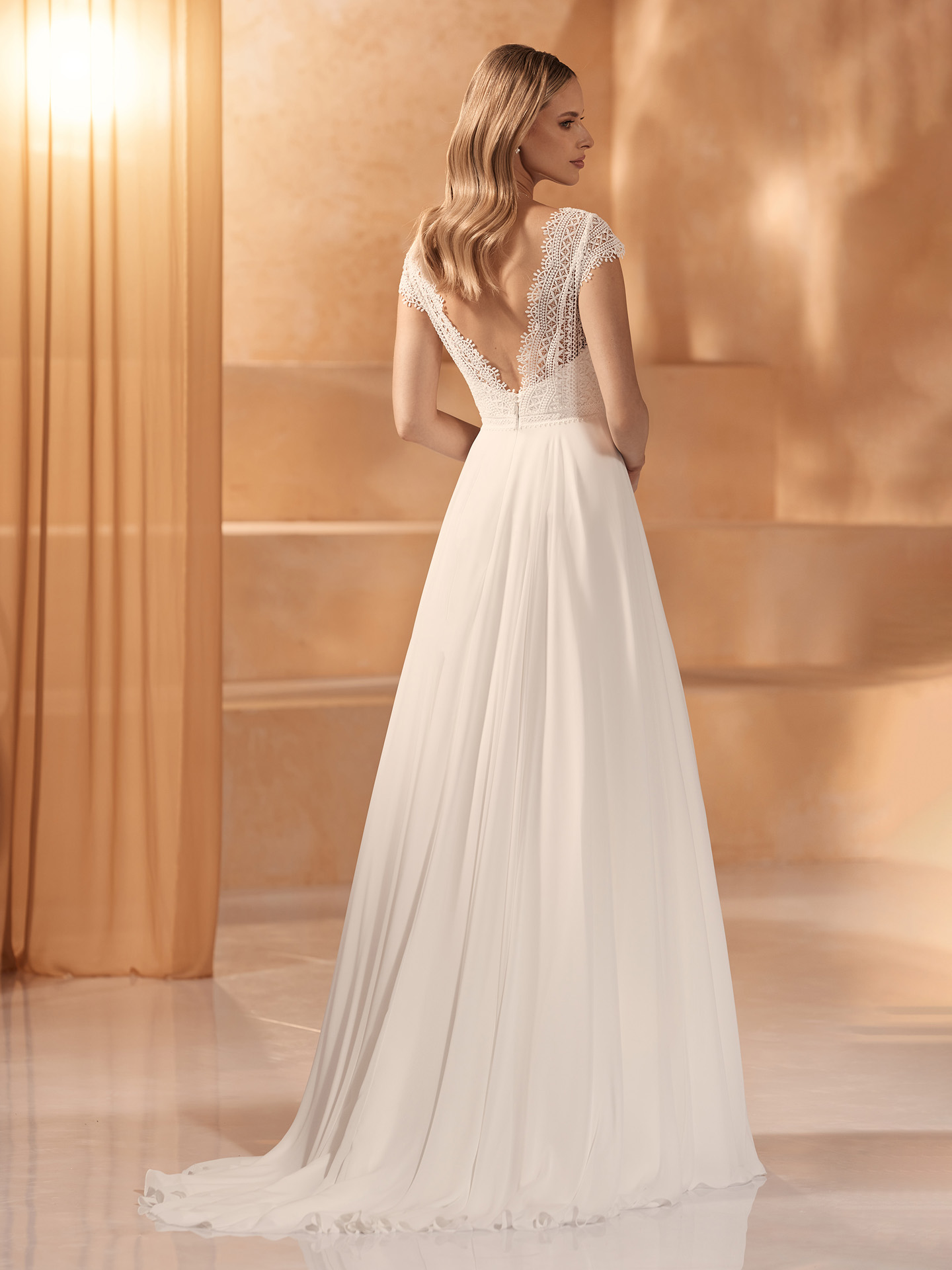 Bianco-Evento-bridal-dress-KSENA-2